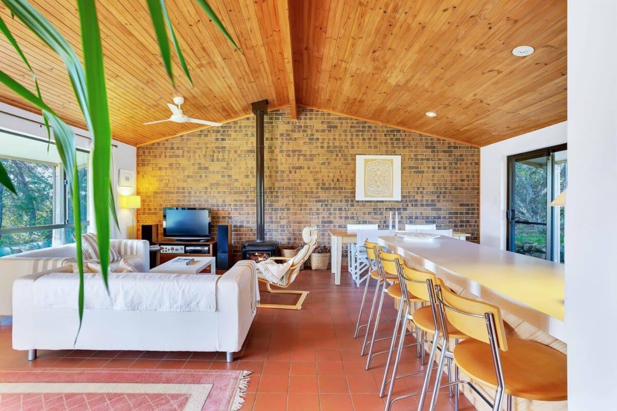3 Seagull - BYO Linen - Beachfront Sand Dunes