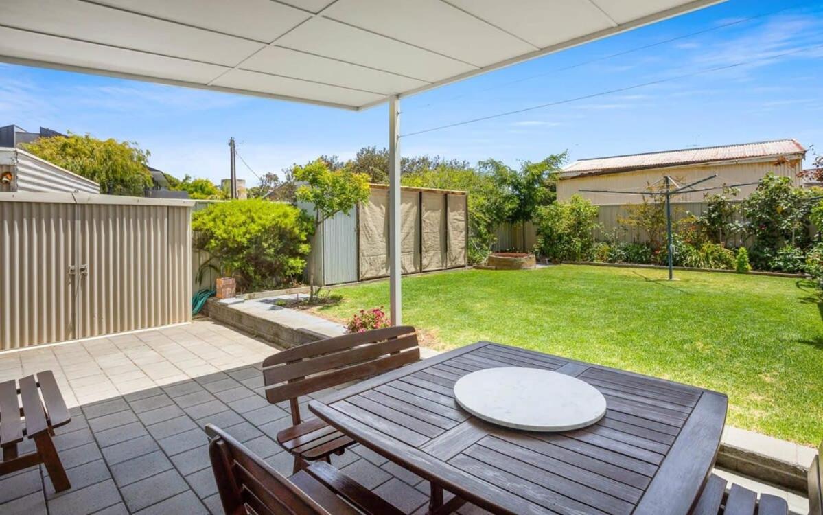 4A Franklin Pde Encounter Bay - BYO Linen