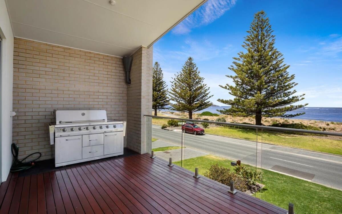 4A Franklin Pde Encounter Bay - BYO Linen