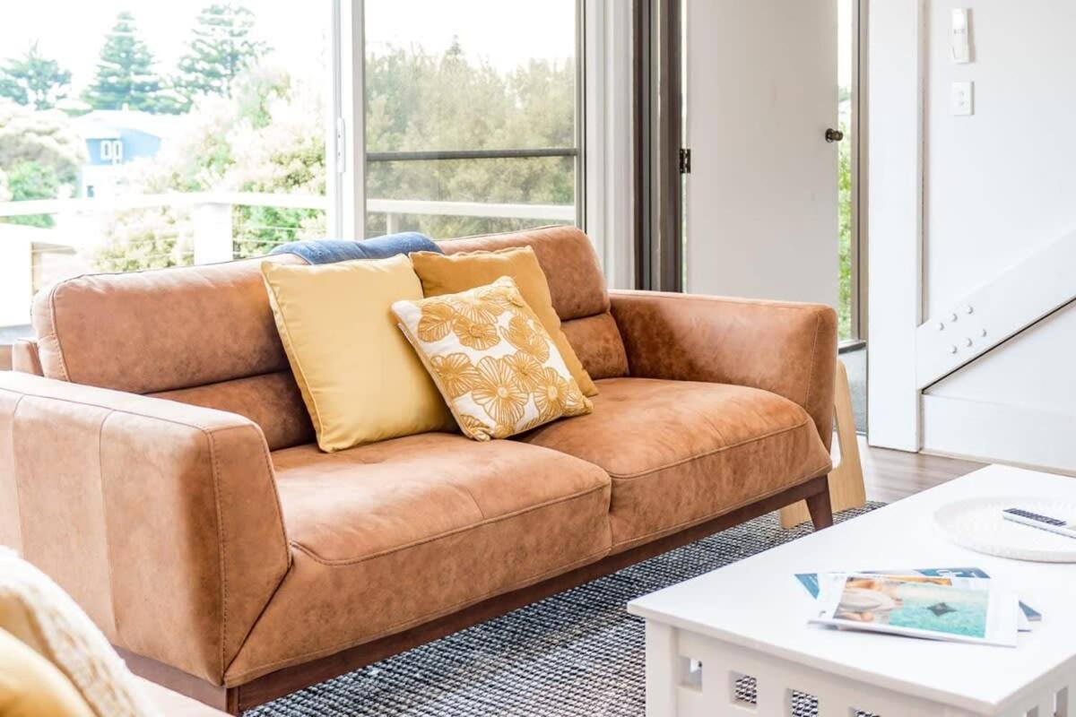 The Glass House 103 Bristow-Smith Ave Goolwa South - BYO Linen
