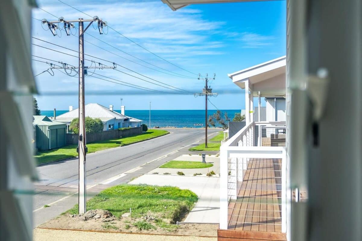 5 Tabernacle Rd Encounter Bay- No Linen Included