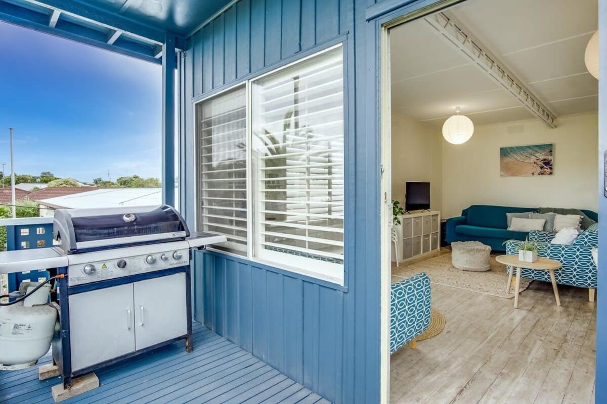 The Blue Bunyip - 3 Bunyip St - No Linen Included - Near the Beach