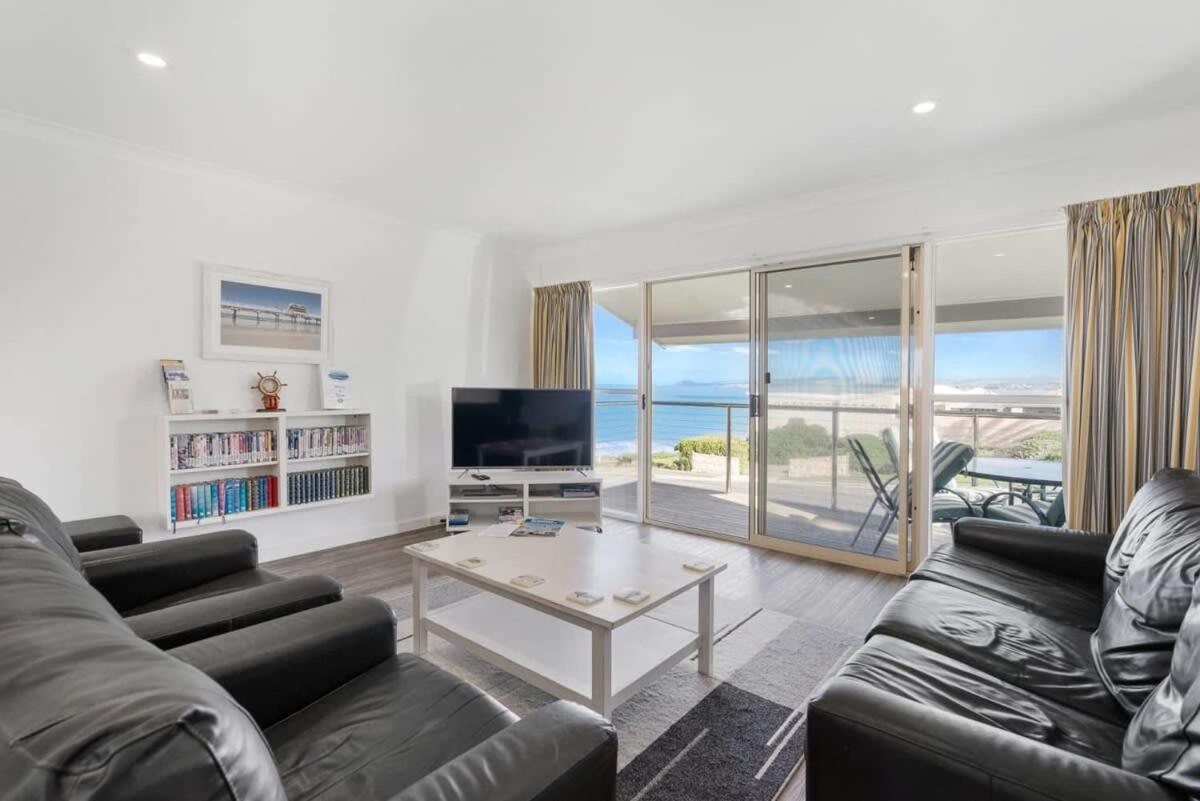 Neptune - 2 4 Hutton St Port Elliot Linen Included