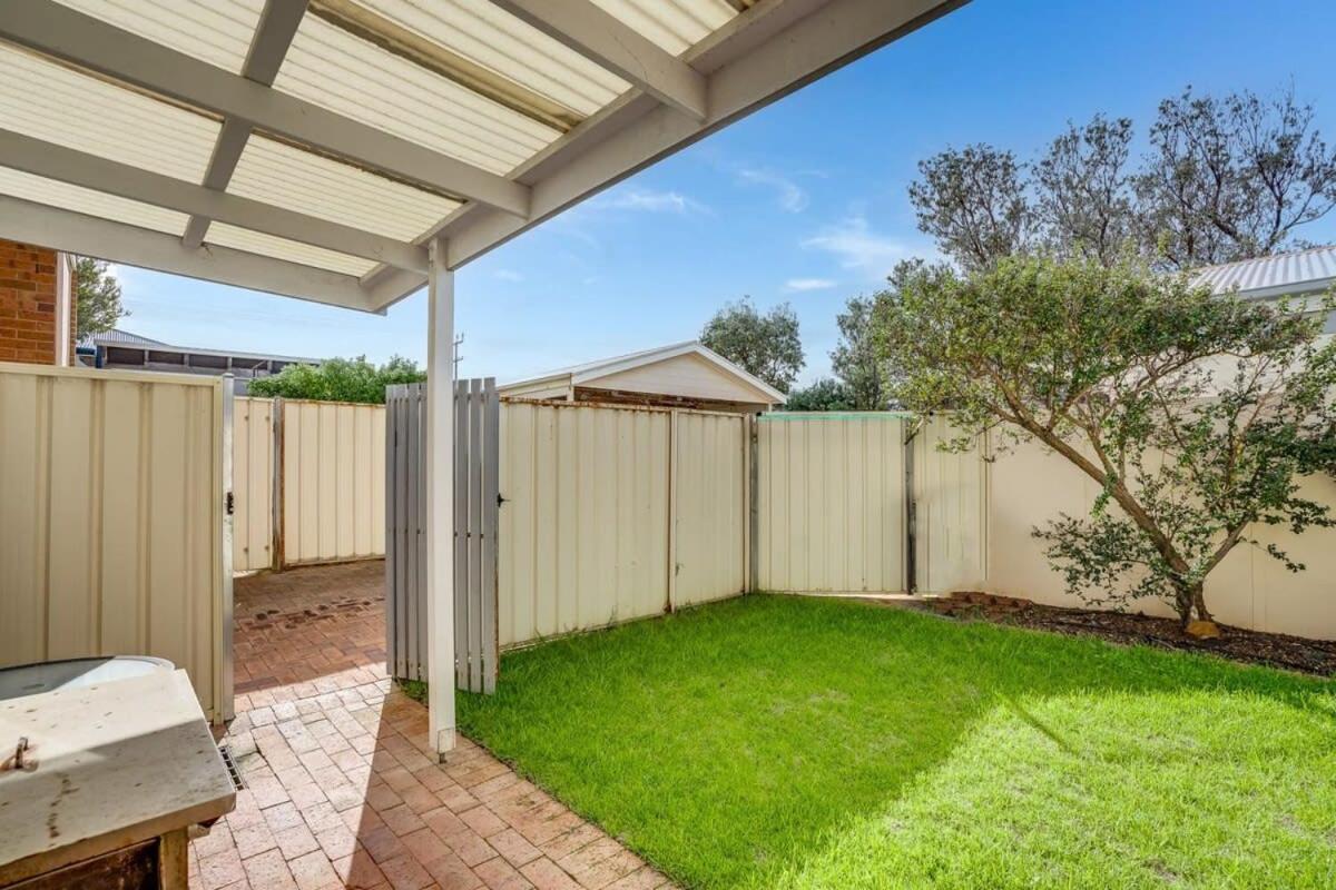 Neptune - 2 4 Hutton St Port Elliot Linen Included