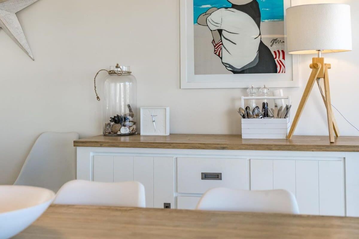 8 Davies St Encounter Bay - No Linen Included - Wi-Fi - Sea Views