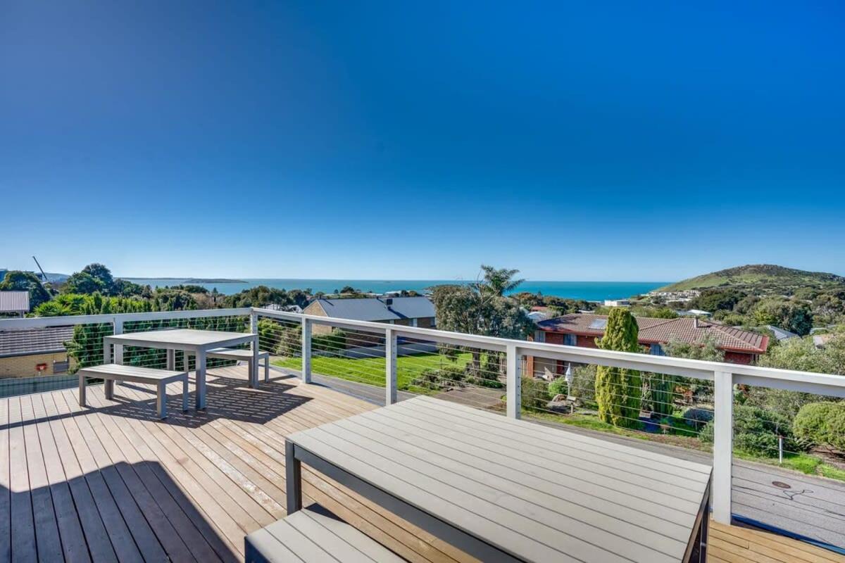8 Davies St Encounter Bay - No Linen Included - Wi-Fi - Sea Views