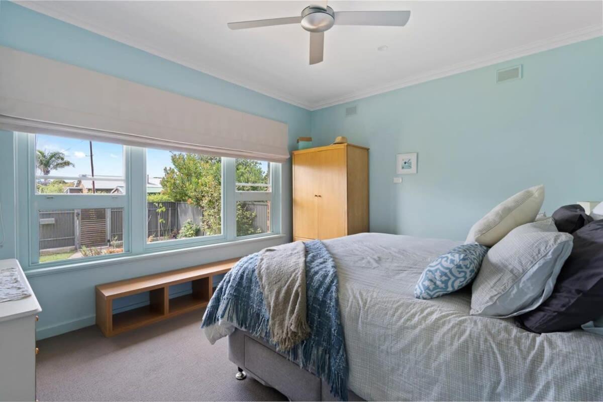 Pine - 11 Pine Ave Victor Harbor No Linen Included