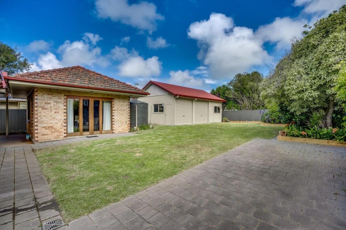 Pine - 11 Pine Ave Victor Harbor No Linen Included