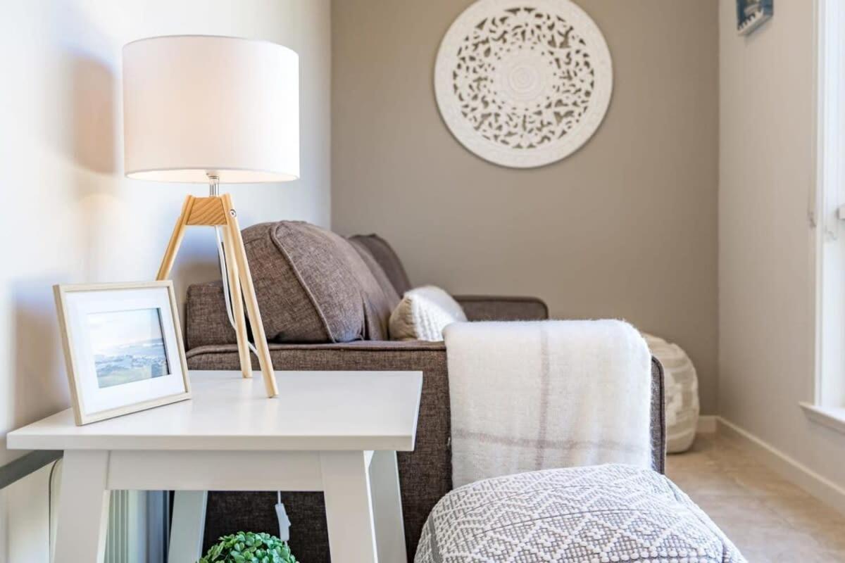 Hidden Little Gem - Township - Luxury - Linen Included
