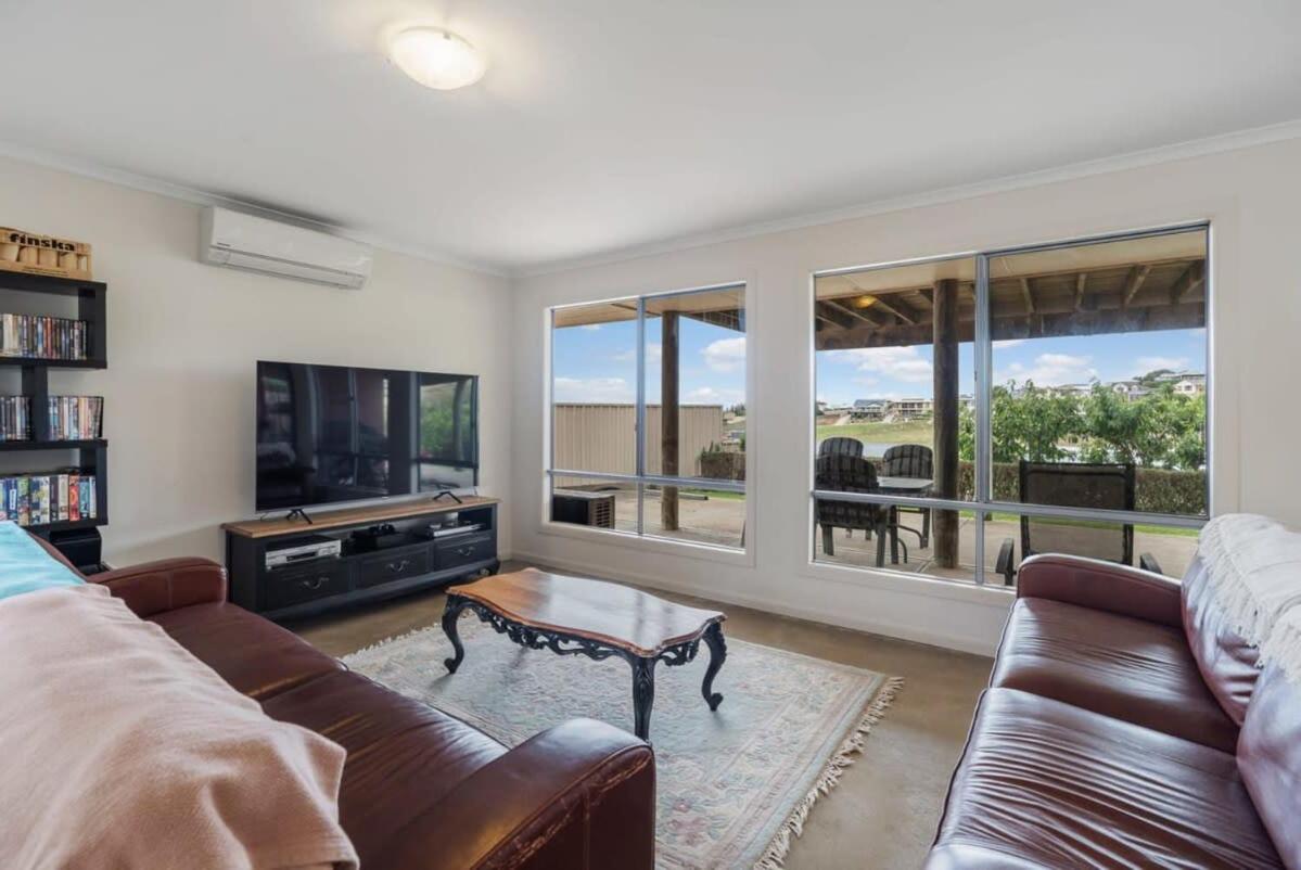 15 Cygnet Ct Encounter Bay - No Linen Included