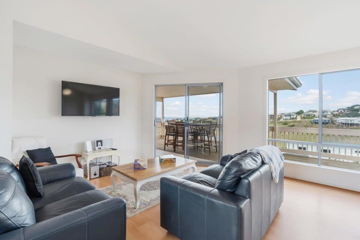 15 Cygnet Ct Encounter Bay - No Linen Included