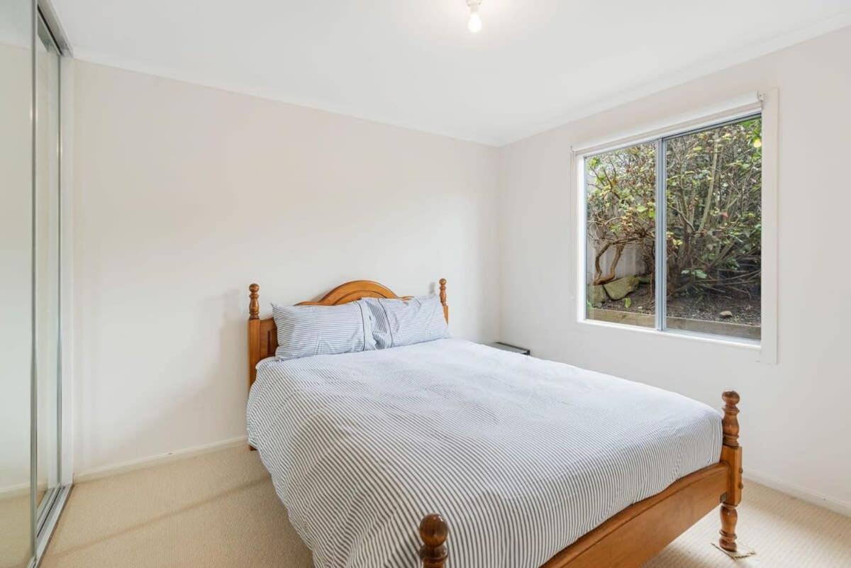 15 Cygnet Ct Encounter Bay - No Linen Included