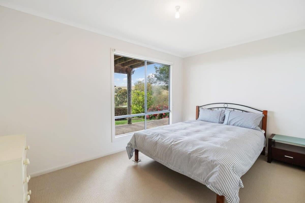 15 Cygnet Ct Encounter Bay - No Linen Included