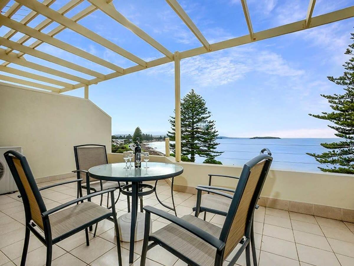 19-117 Franklin Pde - Beachfront Location - Linen Included