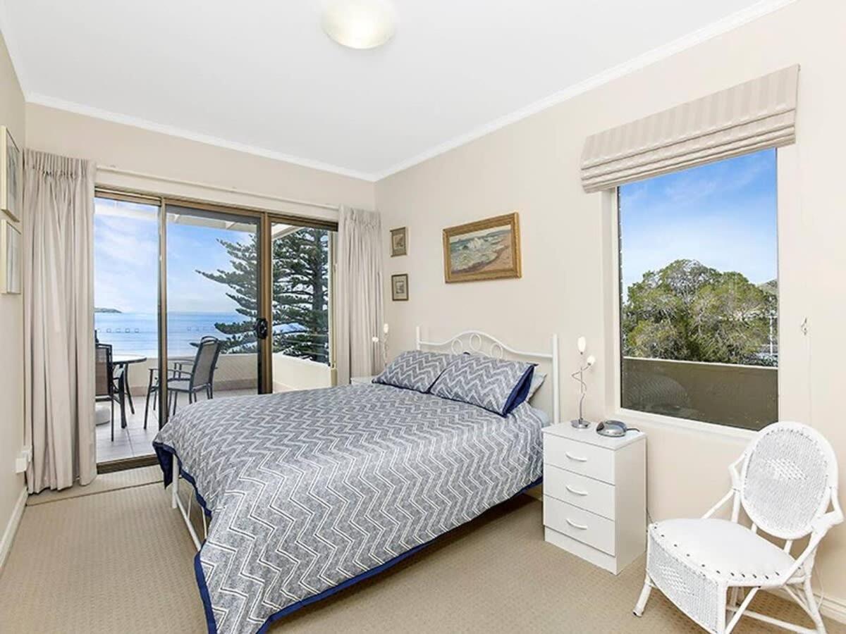 19-117 Franklin Pde - Beachfront Location - Linen Included