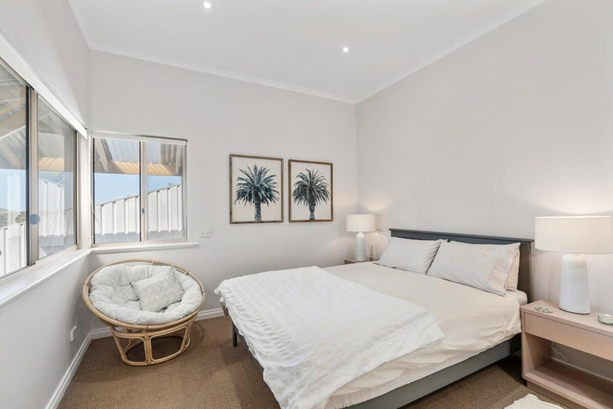 15 Lawson St Victor Harbor - Linen Included