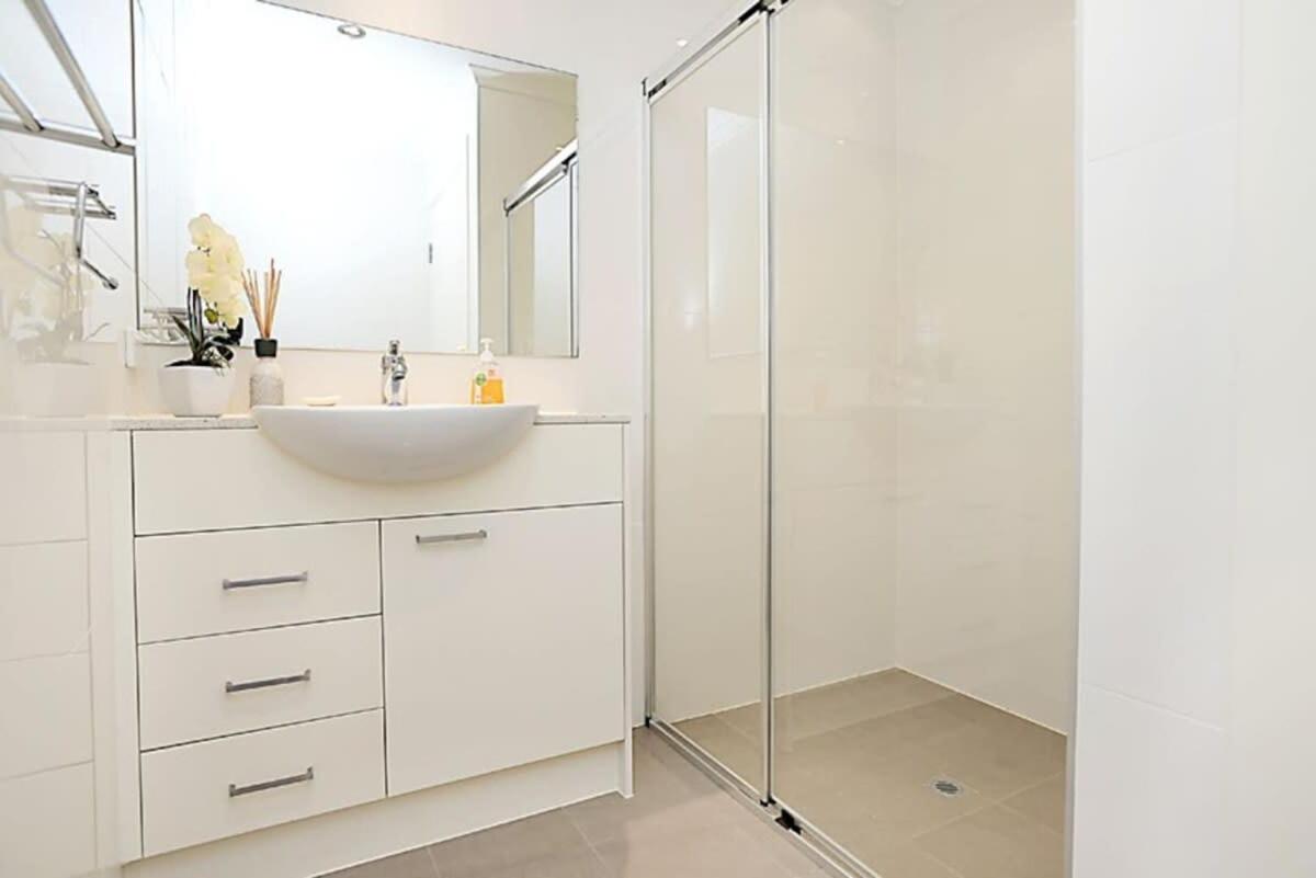 Gallery 7 - Town Centre - Wi-Fi - Linen Included