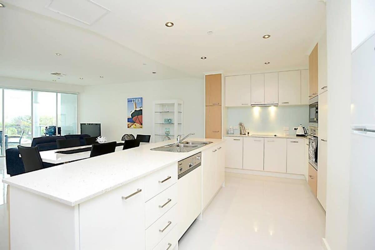 Gallery 7 - Town Centre - Wi-Fi - Linen Included