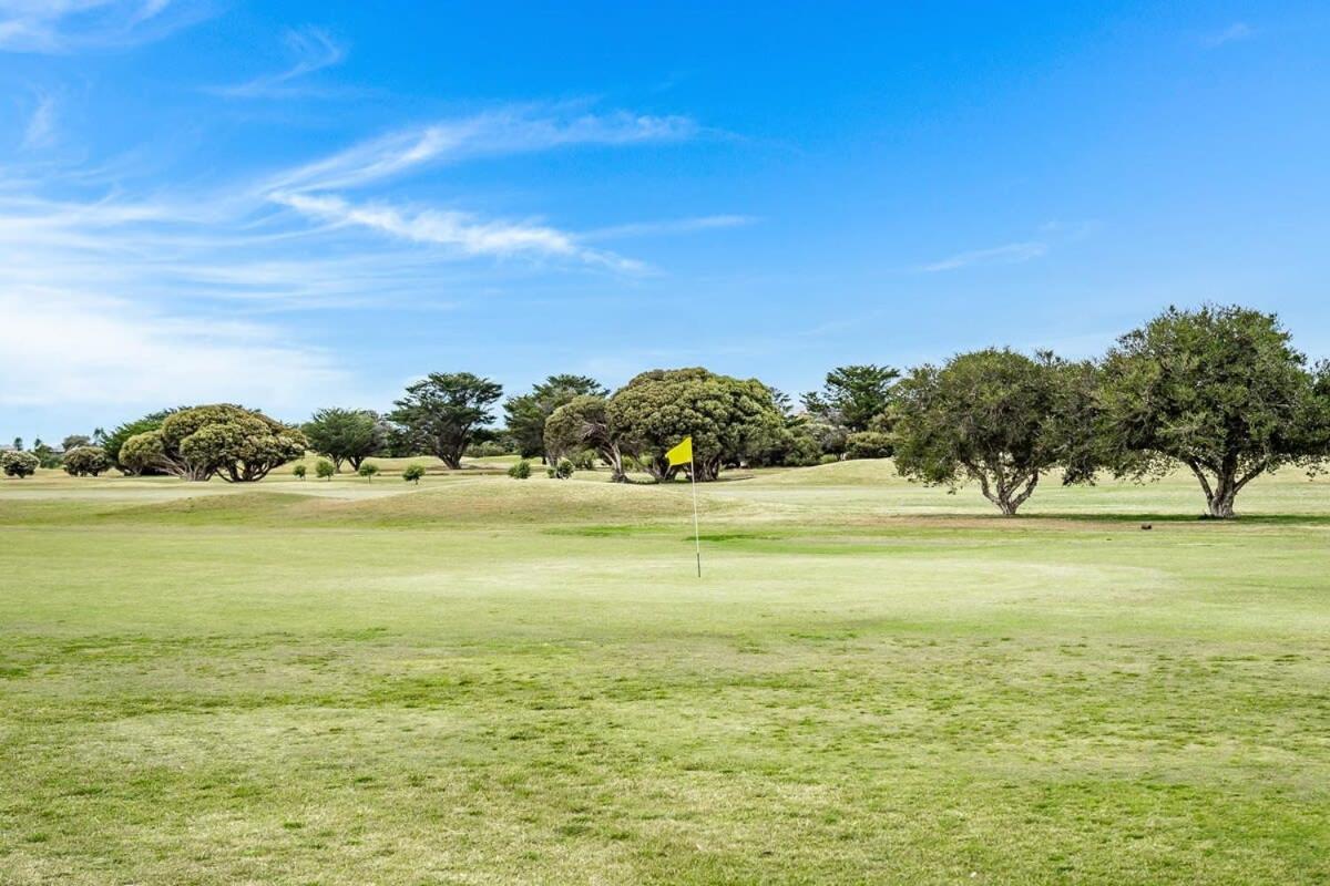 42 Billabong - A Slice of Heaven - Dog Friendly - Golf Course - Linen Included