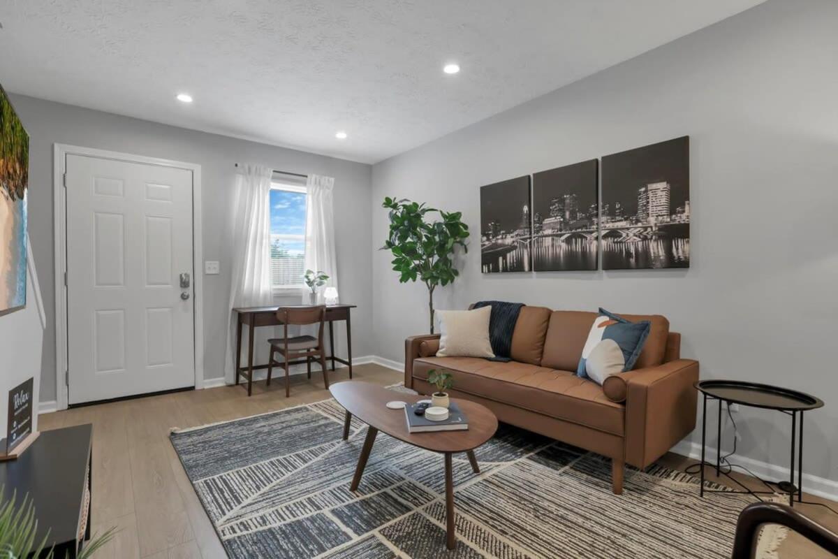 The Schumacher Townhouse - 2 BR view 5