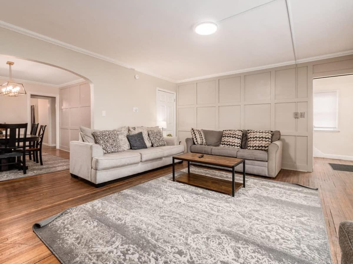 Stay in the Palazzo in OSU! 10 BEDS! view 3