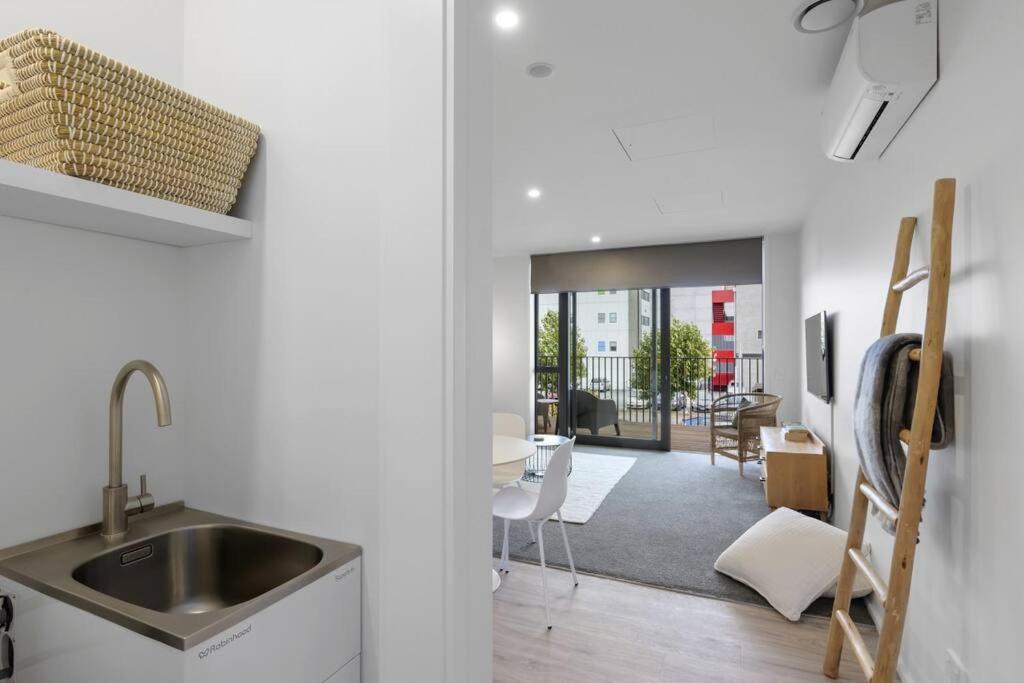 Hereford Central Apartment view 2