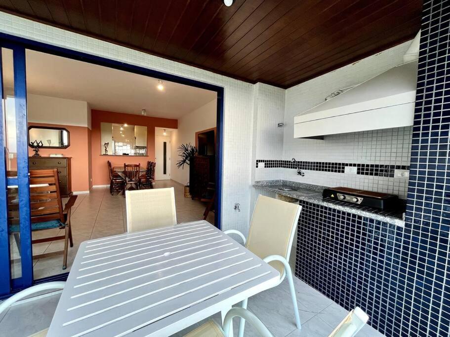 Riviera Renovado 250m da praia