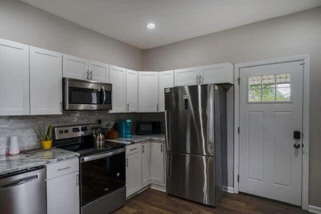Housepitality - The Lilley Pad - Near Downtown view 4