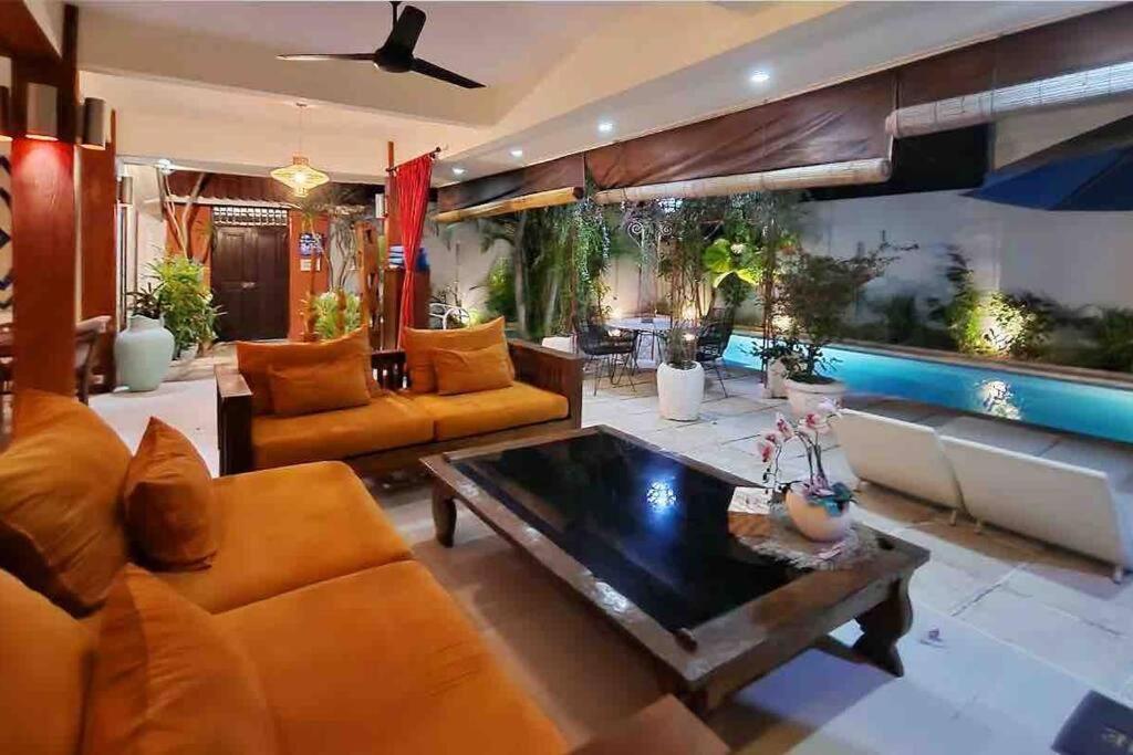 D'amour villa 4BR,center Seminyak 900M to beach view 3
