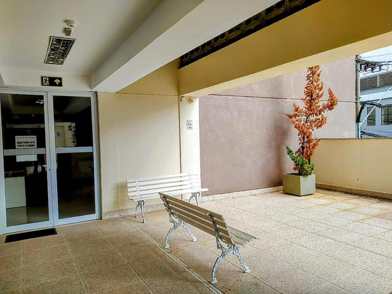 Maria Apê 07 São Mateus l Garagem l WiFi l Térreo l Um minuto do shopping independência