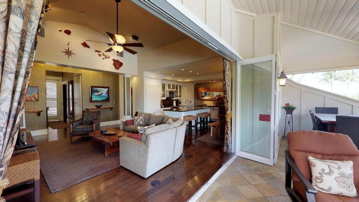 C300 Custom 4 bedroom Ocean View Penthouse view 3