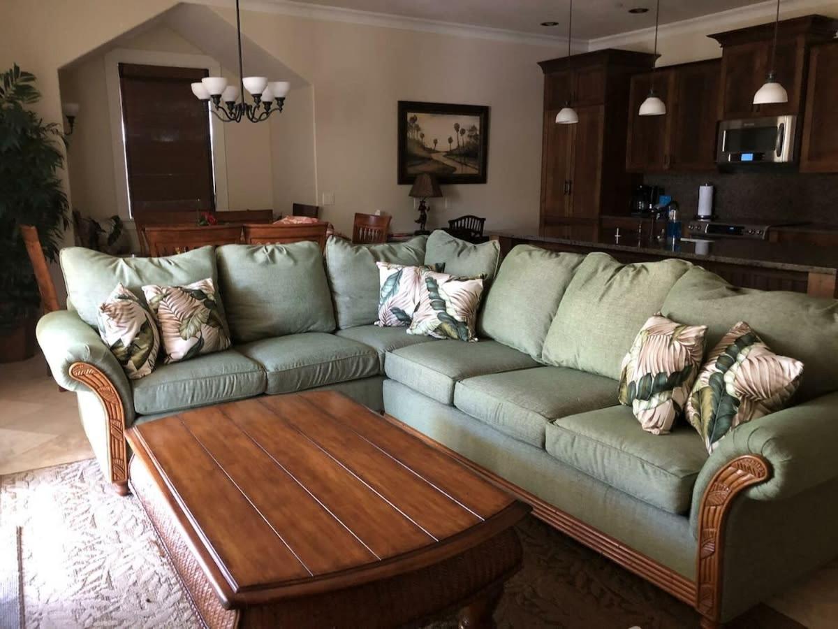Incredible Luxury Villa in Paradise Near Shopping Golf and 3 Beaches view 3