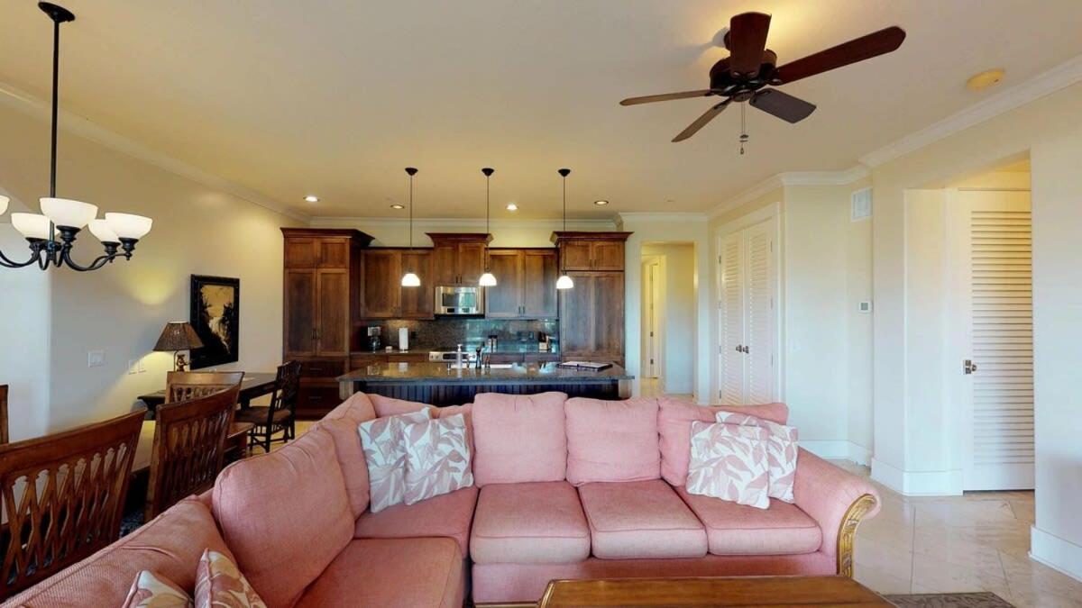 Incredible Luxury Villa in Paradise Near Shopping Golf and 3 Beaches view 5