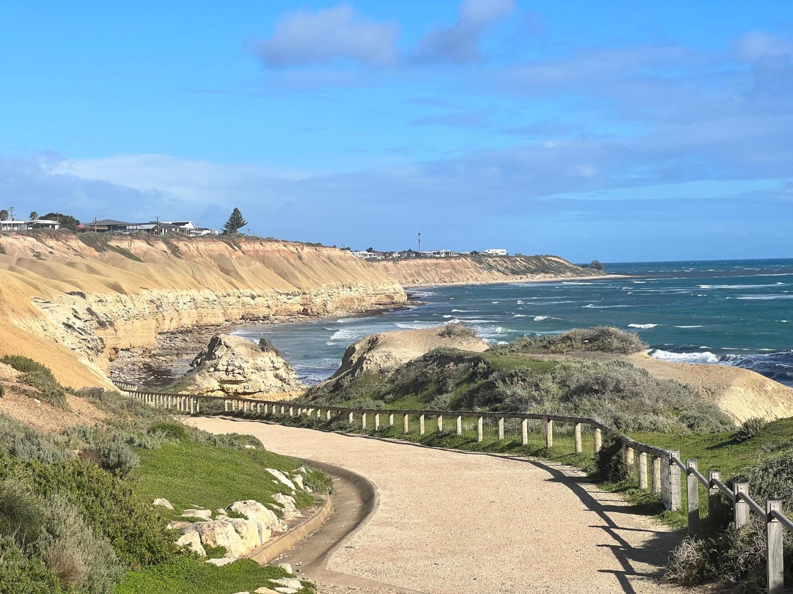MESA del mar - coastal escape with ocean views