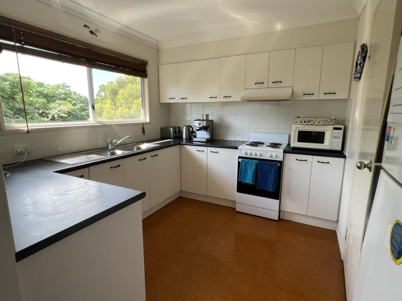 Nemo's House - Sleeps 9 - Dual Living