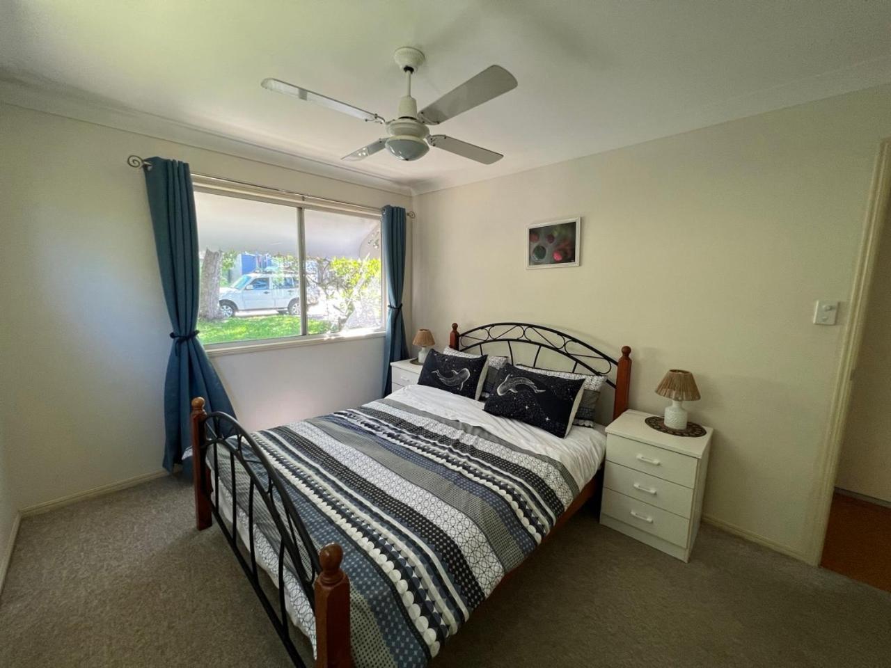 Nemo's House - Sleeps 9 - Dual Living