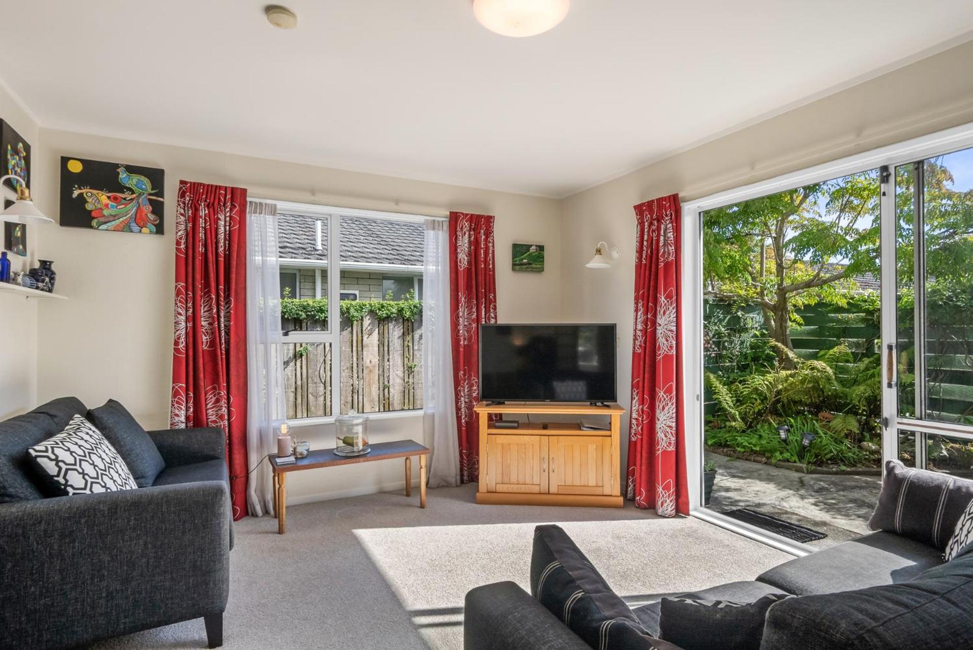 Olive Terrace - Paraparaumu Holiday Home view 2