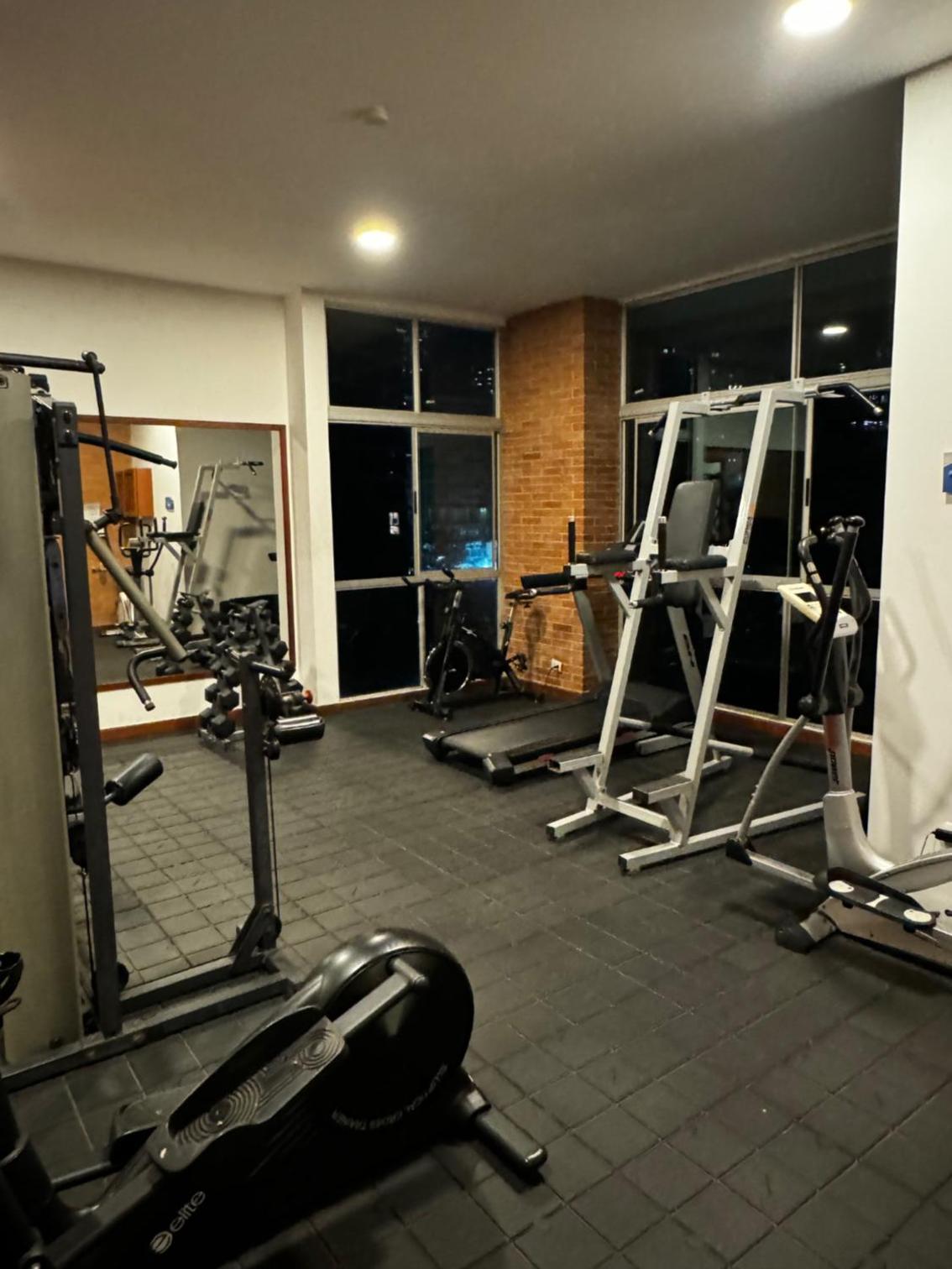 Blux 1305 Poblado Medellín Colombia