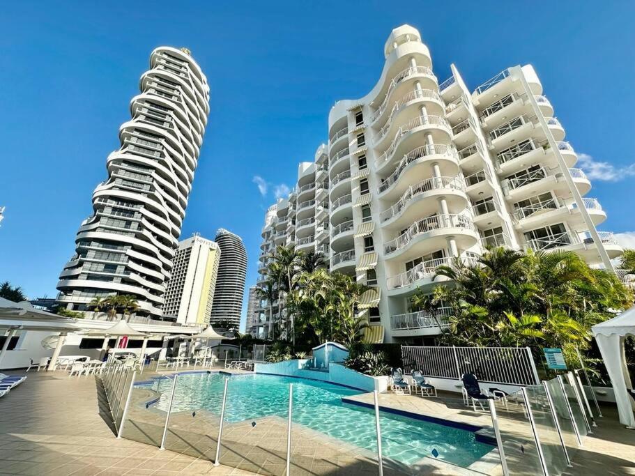 Phoenician Resort, Central Broadbeach