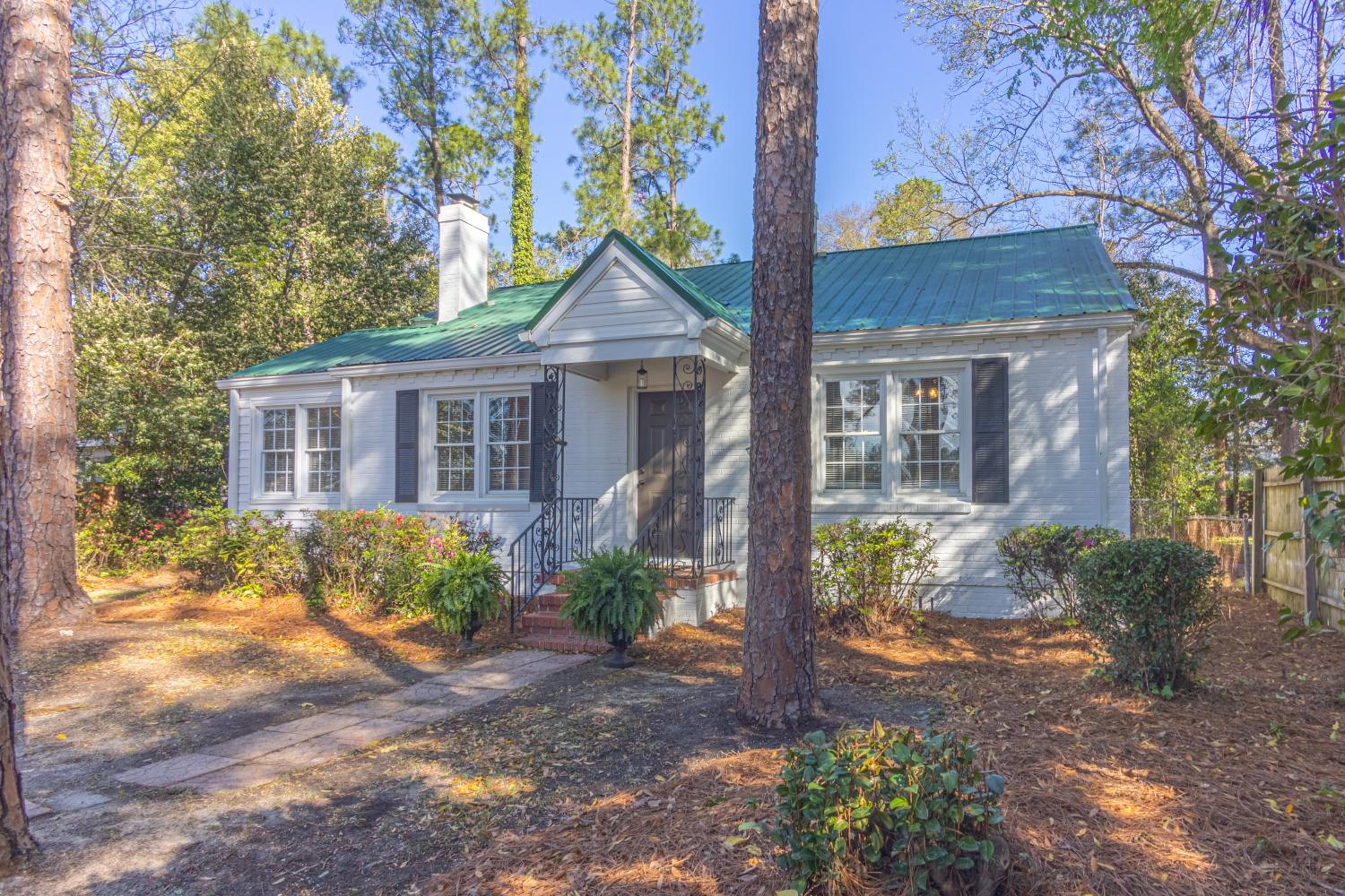 Forest Hills Cottage