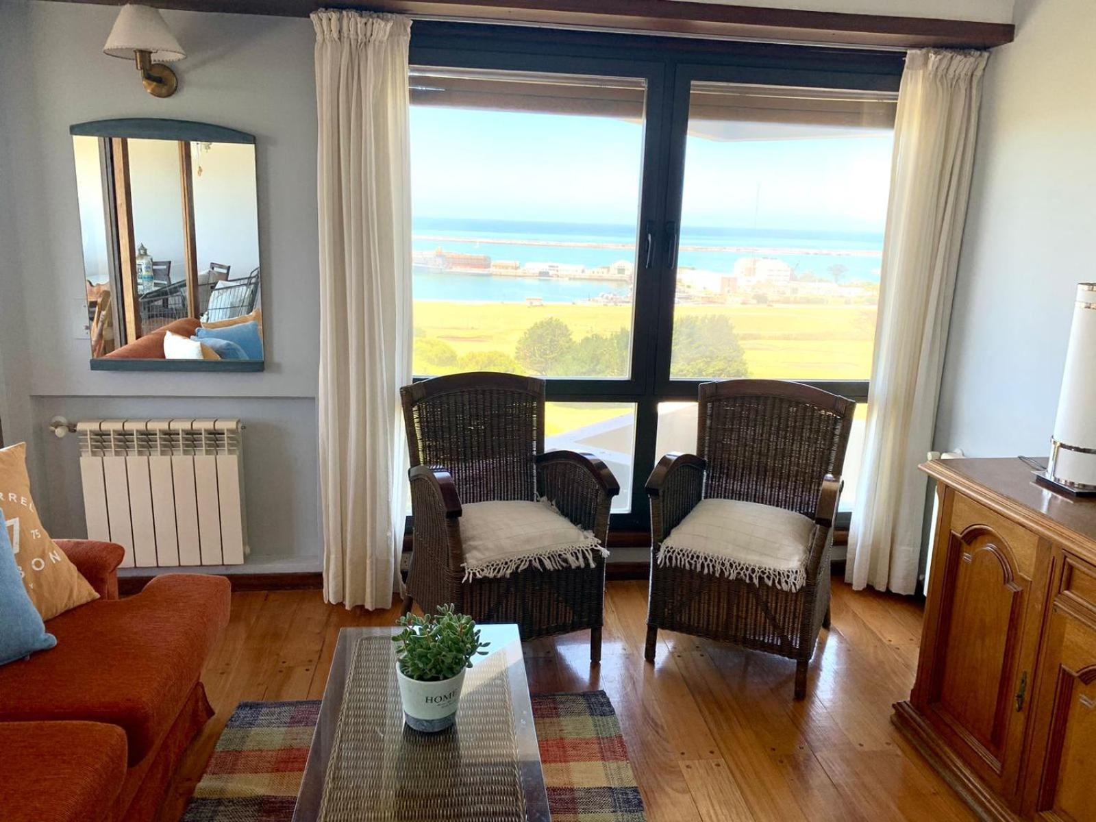 Departamento frente al Golf y el mar de Playa Grande