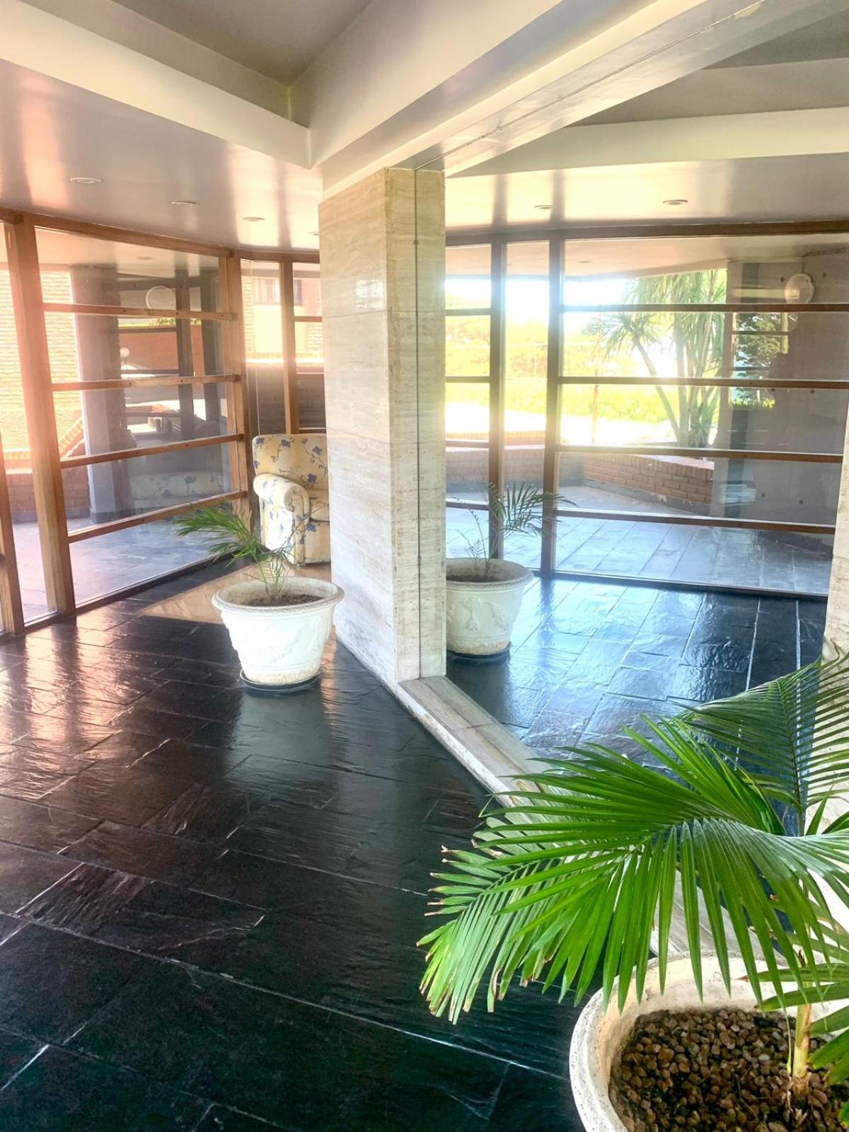 Departamento frente al Golf y el mar de Playa Grande