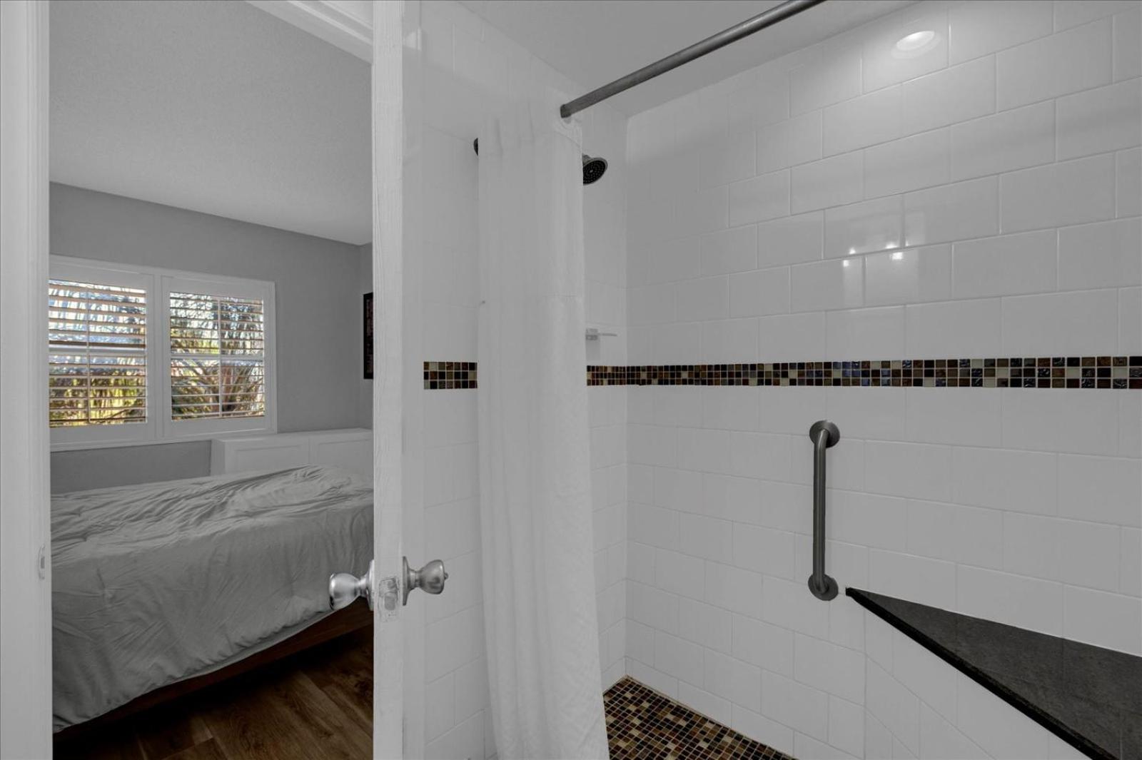 Cozy Condo on International Dr. Near Universal Studios
