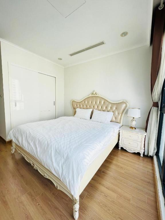 Vinhomes Royal City - by Bay Luxury