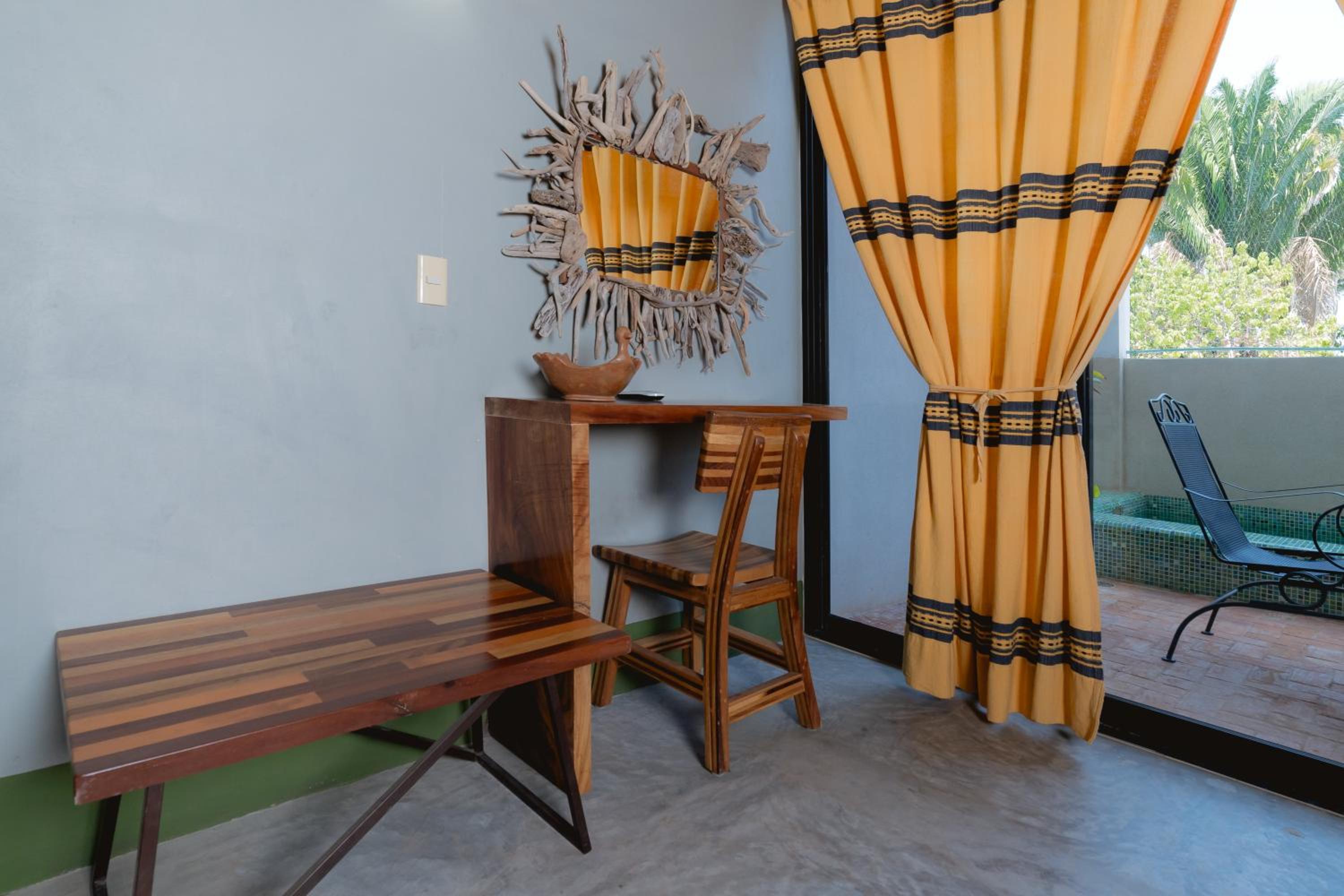 Madre Tierra Hotel & Coworking view 4