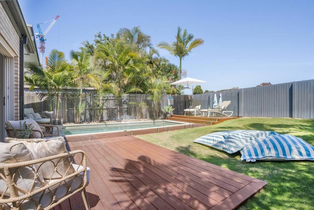 Burleigh Getaway