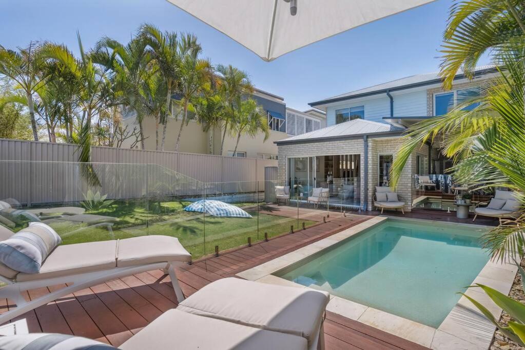 Burleigh Getaway