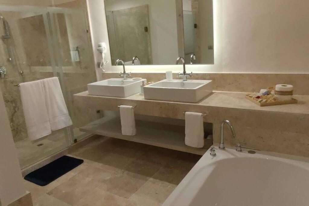 La Amada Residences, Luxury Penthouse.