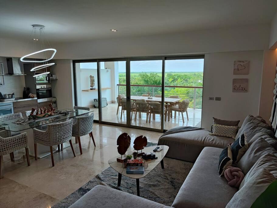 La Amada Residences, Luxury Penthouse.