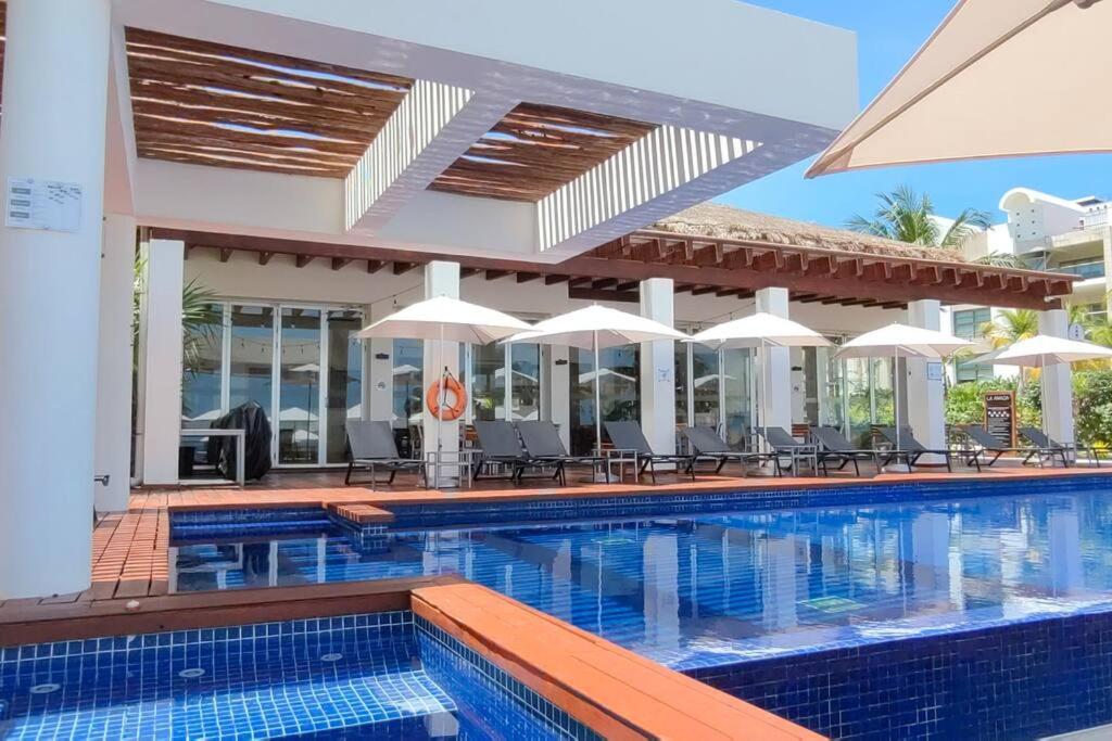 La Amada Residences, Luxury Penthouse.